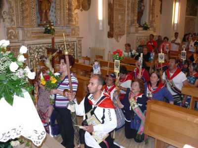 Soste quasi obbligate, prima dell�arrivo nel capoluogo pugliese, sono alcune chiese e santuari del Foggiano (Madonna di Stigliano, San Marco in Lamis, San Giovanni Rotondo, Monte Sant�Angelo, Incoronata) e tutti i centri costieri